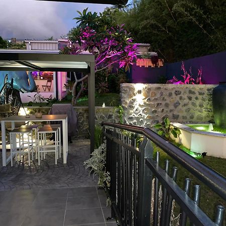 Hostal 170 Room 16 Service Appartement Льо Тампон Екстериор снимка